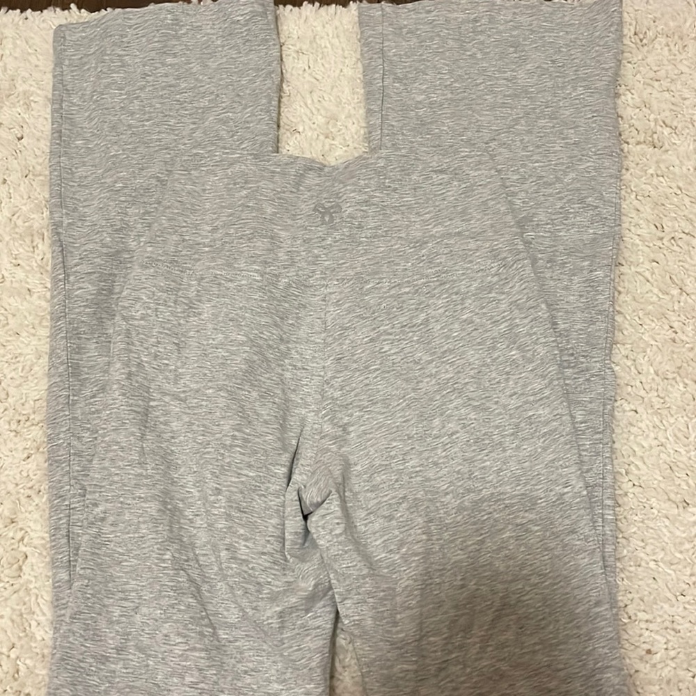 Aritzia flare pants (Hold-It Atmosphere)